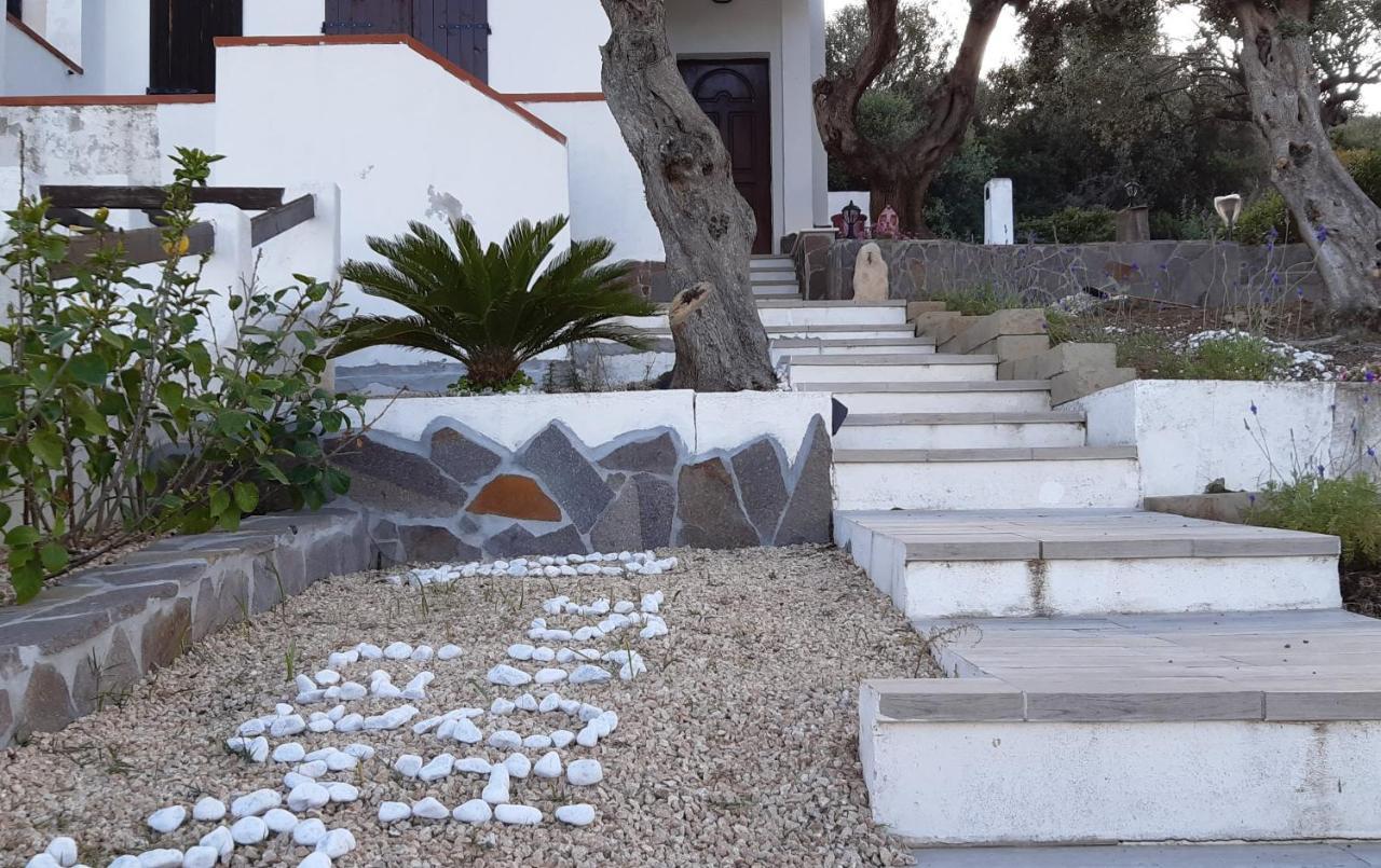 Sweethouse Pula Villa Porto Columbu - Perd'E Sali Exterior foto